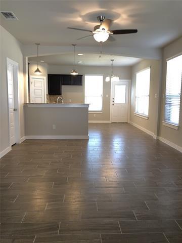 Building Photo - 1020 Sierra Vista Ct