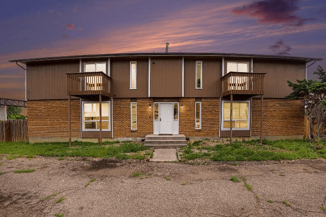 Building Photo - 4215 Loomis Ave