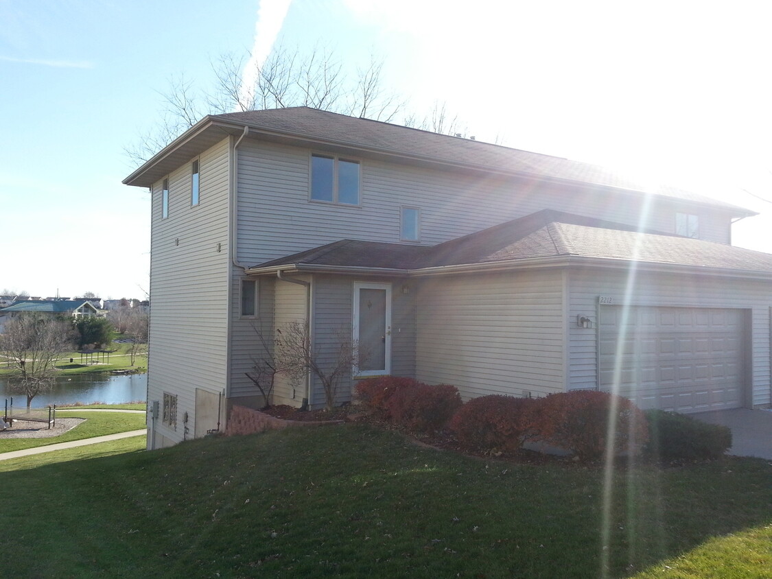 AVAILABLE AUGUST 2024!!! Incredible 3 bed... - AVAILABLE AUGUST 2024!!!  Incredible 3 bed...