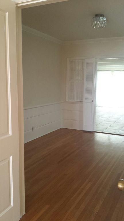 Primary Photo - 409 Adelyn Dr