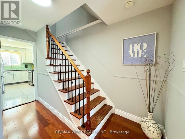 Building Photo - 1342 Roylen Rd