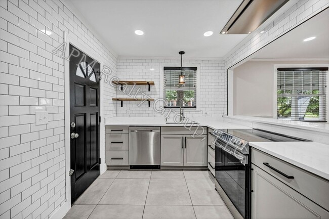 Building Photo - Downtown Columbia