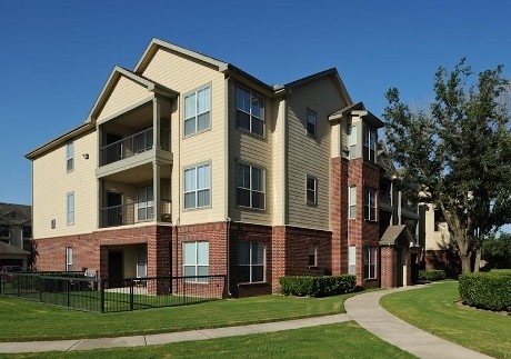 Marquis on Briar Forest Apartments - Houston, TX | Apartments.com