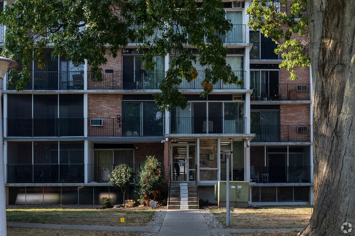 Foto del edificio - Seven Stories East Condominiums