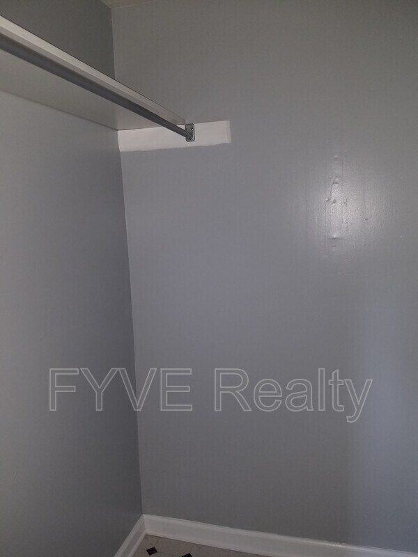 Foto del edificio - 2403 Howard St