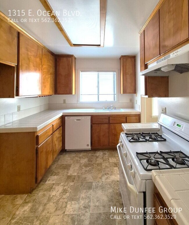 Foto del edificio - 1315 E Ocean Blvd