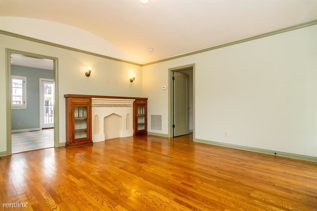 Building Photo - 2 br, 1 bath House - 922 Maltman Ave