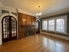 Building Photo - 524 W Church St