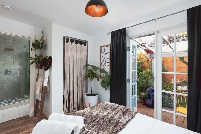 Foto del edificio - 4029 Delta St