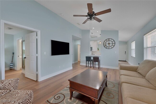 Foto del edificio - 26729 Little John Ct