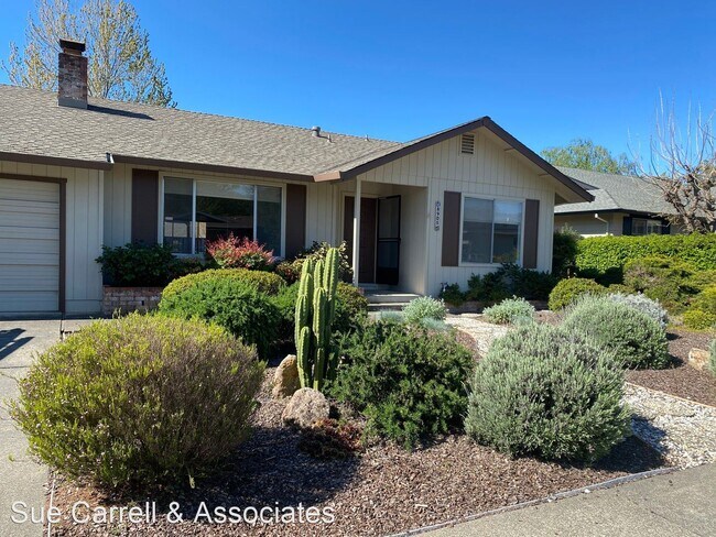 Building Photo - 2 br, 2 bath House - 8905 Oak Trail Dr.