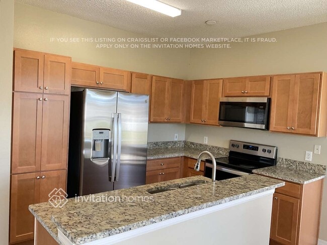 Building Photo - 467 Tamarind Parke Ln