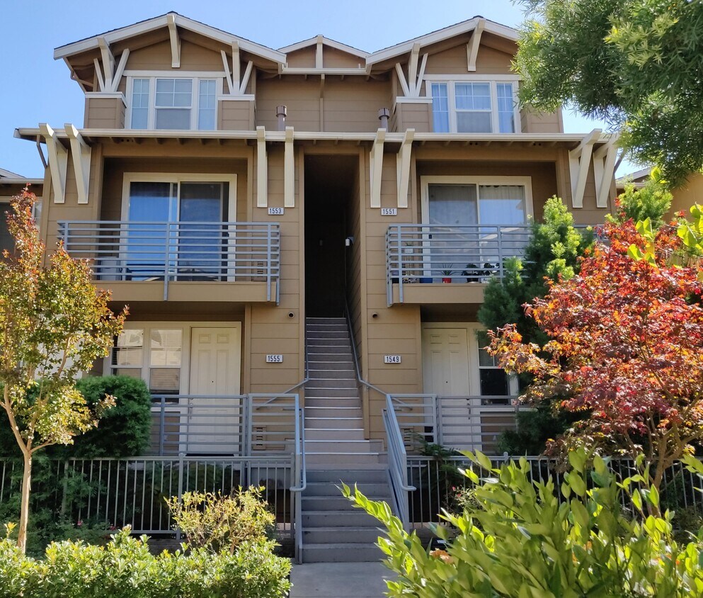 Foto principal - 1553 Chandler St