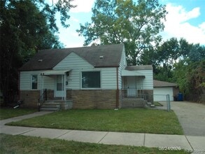 Building Photo - 23705 Hill Ave