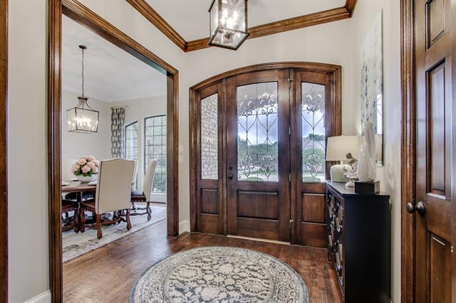 Foto del edificio - 1325 Shamrock Ln