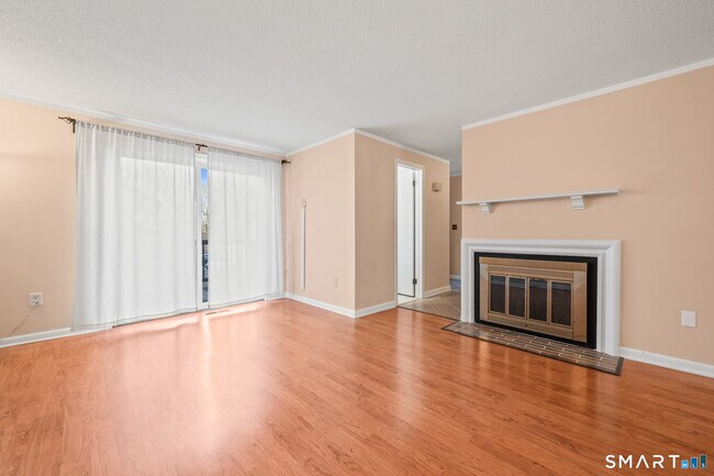 Foto del edificio - 18 Dutton Pl Way