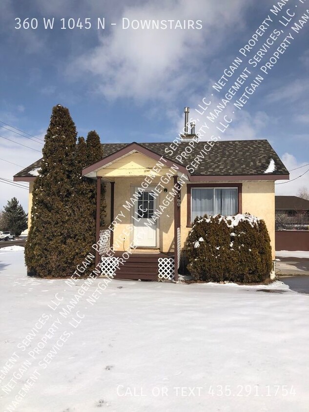 Foto principal - 2 bedroom 1 bathroom Basement Apartment