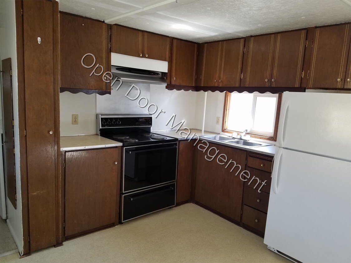 1800 Lafayette Ave, Butte, MT 59701 House for Rent in Butte, MT