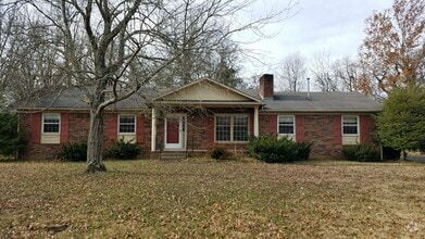 Building Photo - 1511 Huntington Dr