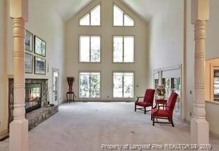 Foto del edificio - 579 Broadmoor Ct