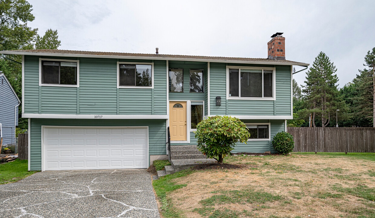 Foto principal - 10717 NE 145th Pl