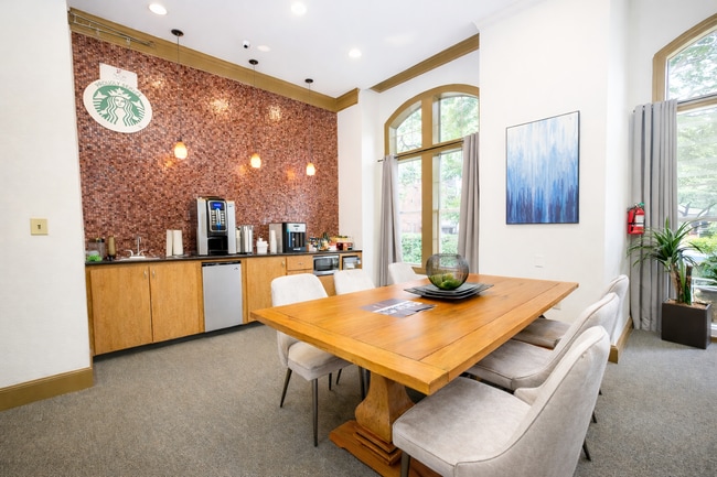 Building Photo - Alon at Castle Hills