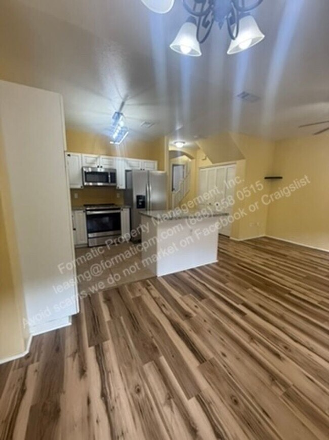 Building Photo - 91-1041 Kaileolea Drive