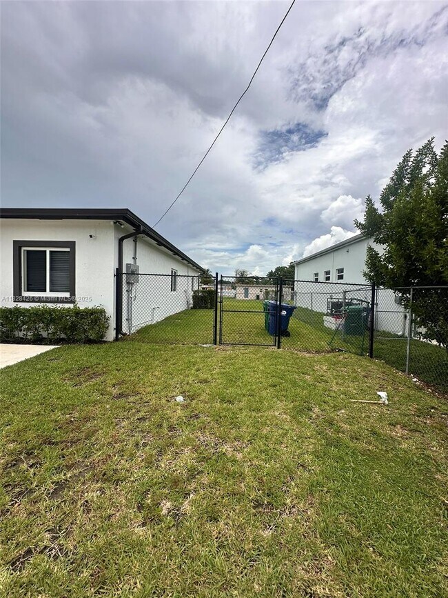 Building Photo - 12090 SW 213th St