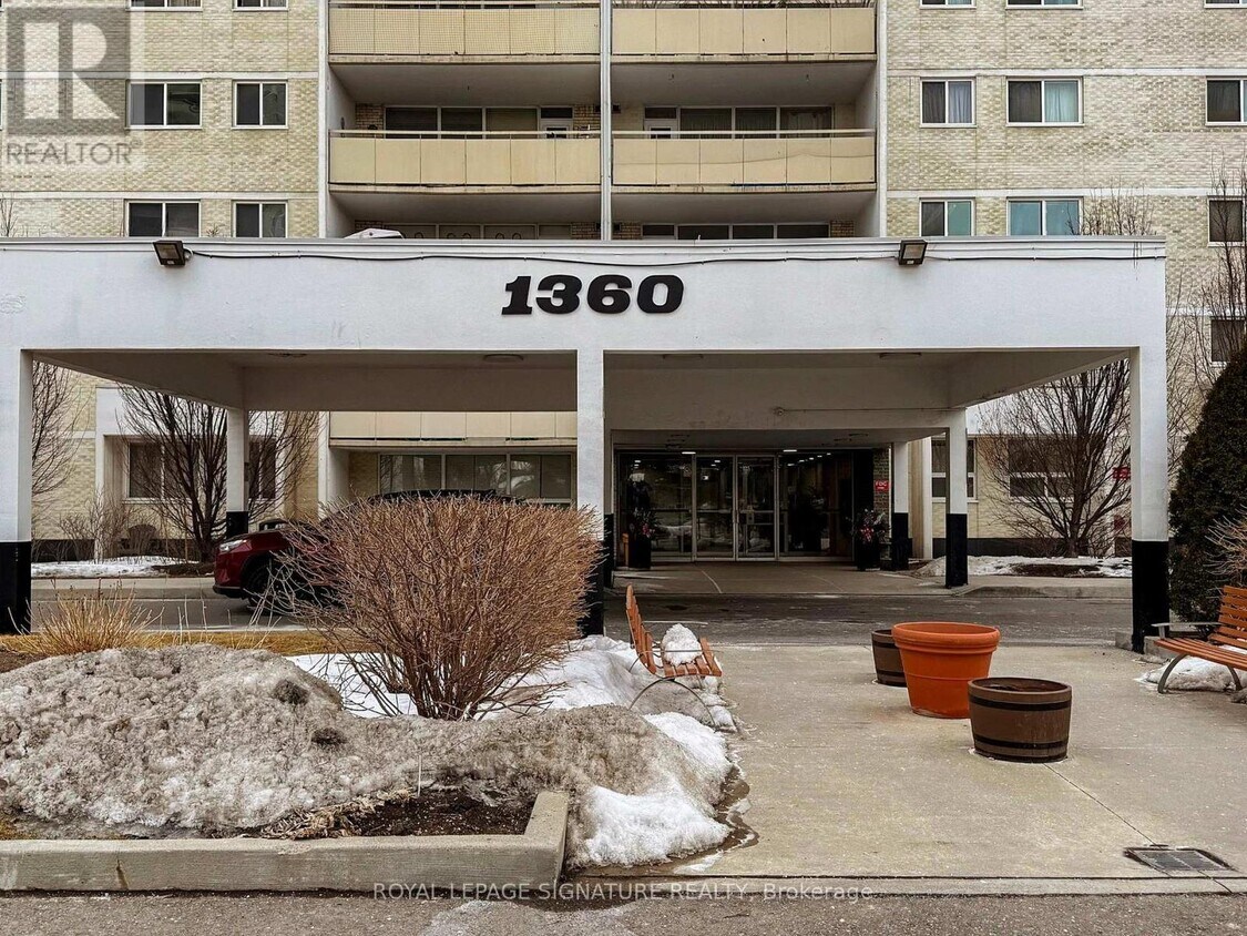 Primary Photo - 1360 York Mills Rd