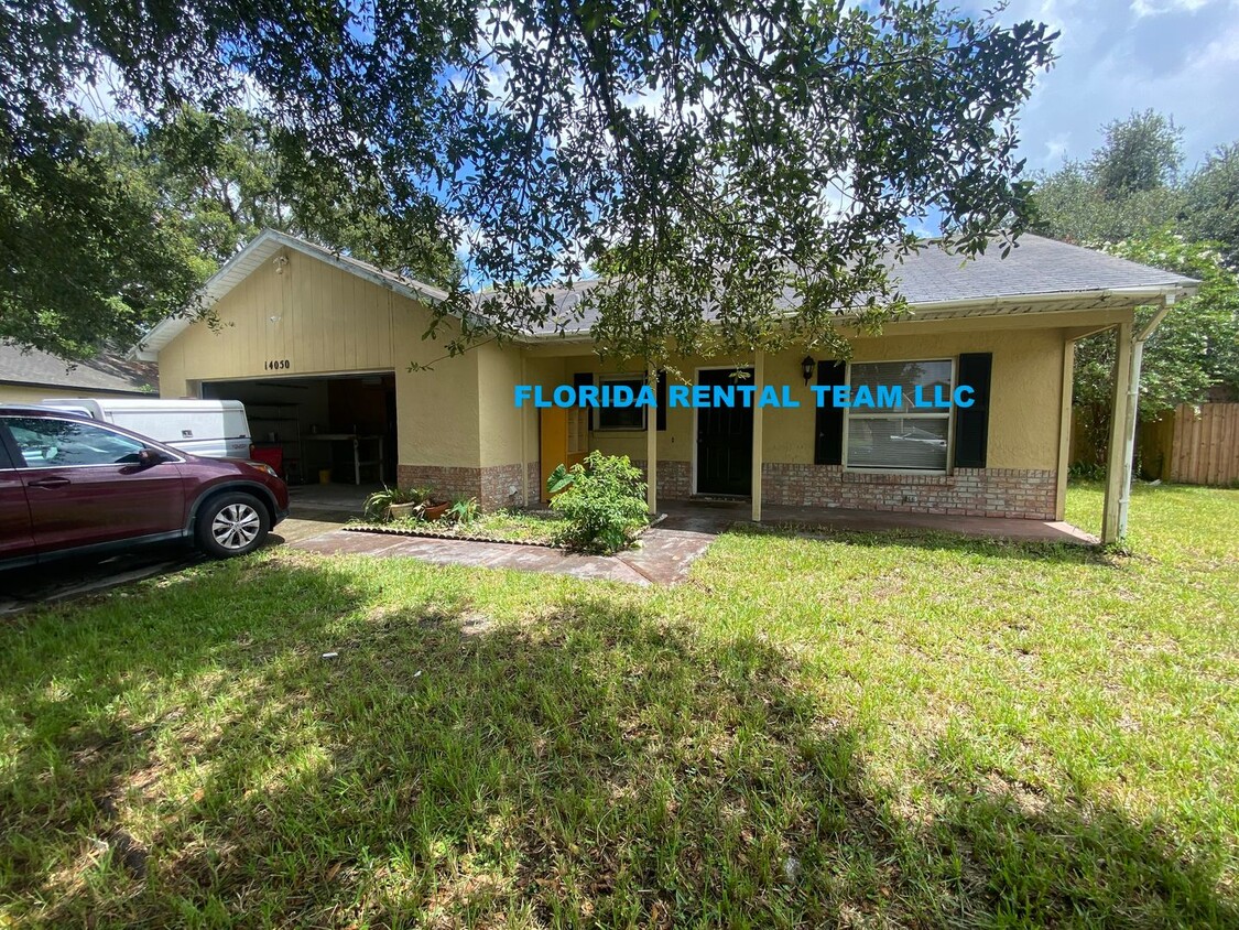 Foto principal - 3/2 East Orlando home Avail 5/7/2025