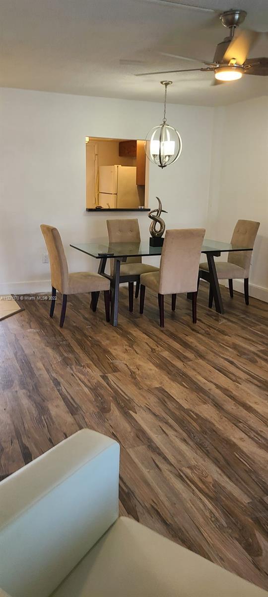 Foto del edificio - 3550 NE 169th St
