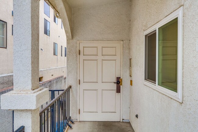 Foto del edificio - 926 S Leland St