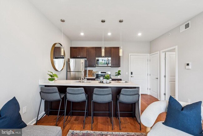 Foto del edificio - 203 Haverford Ave