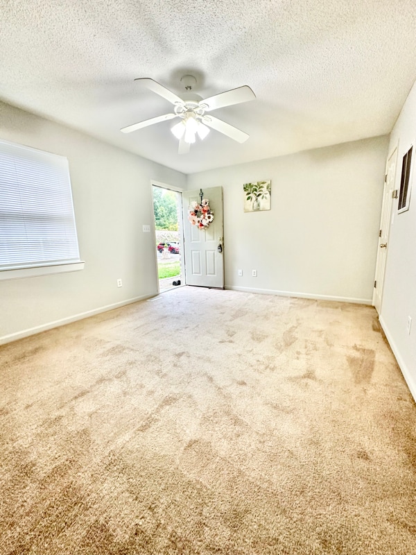 Foto principal - 102 Carter Sells Rd