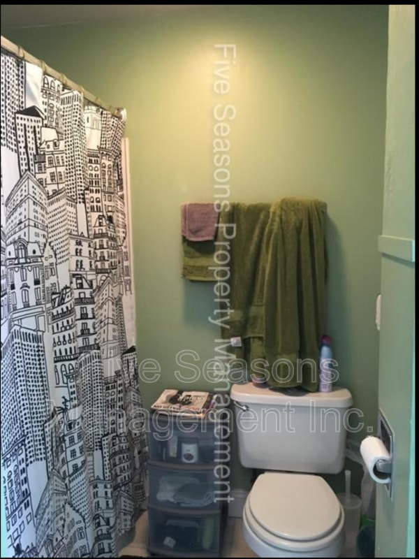 Photo - 77 N Union St Apartment