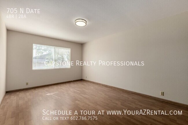 Building Photo - 705 N Date-