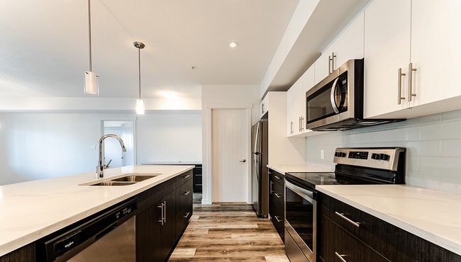 Building Photo - Nautical Luxury Suites at Summerside