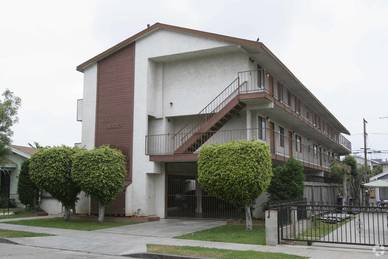Building Photo - 1061 Molino Ave