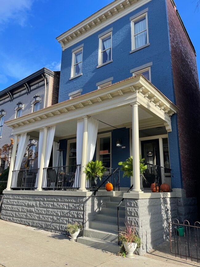 Building Photo - 2310 Chapline St