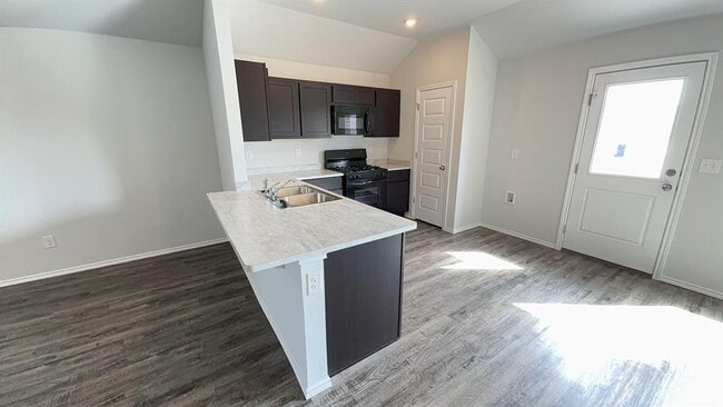 Building Photo - 9708 Laredo Ln