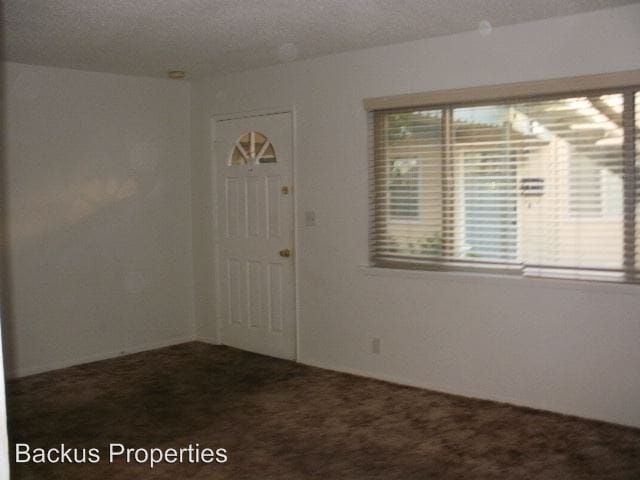 Foto del edificio - 766 Central Ave