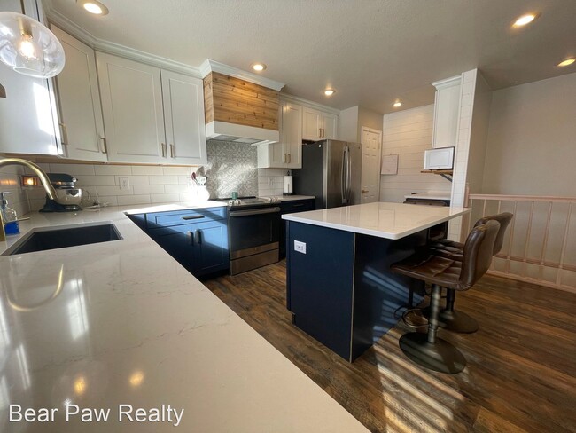 Building Photo - 3 br, 2 bath House - 2827 Thomas Road