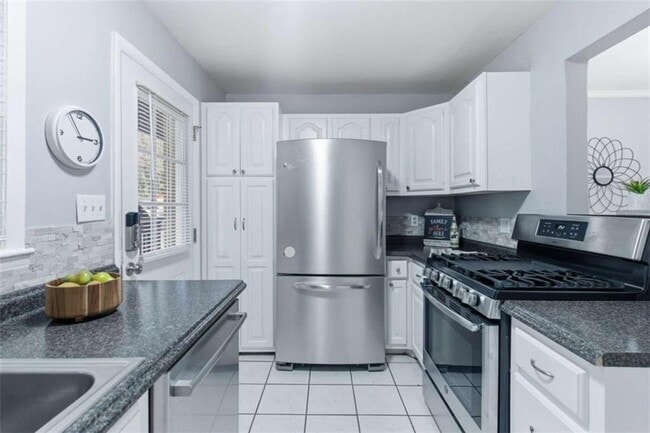 Foto del edificio - 1010 Scott Blvd