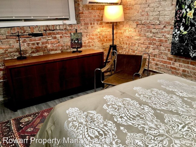 Foto del edificio - 524 Gladstone Blvd