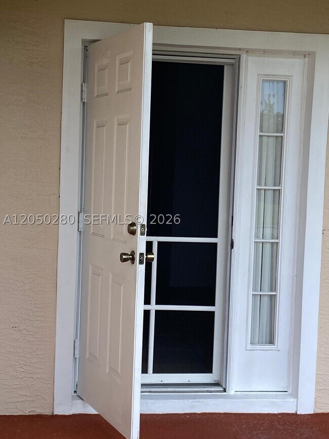 Building Photo - 6432 Las Palmas Way