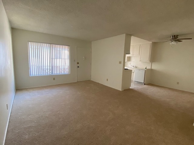 Lg,Sunny,2ndFloor1BD+1BA - 11755 Dorothy St