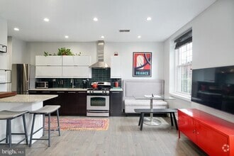 Building Photo - 1343 Lombard St