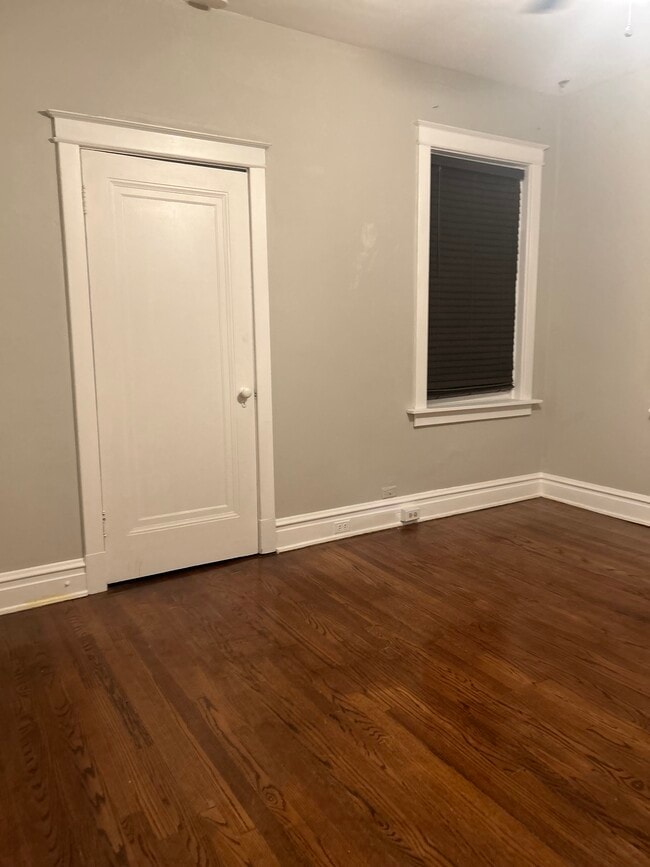 Foto del edificio - 1118 Ralph Ter