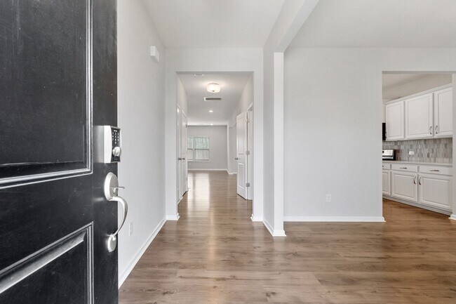 Foto del edificio - Easy Living in North Creek Village!