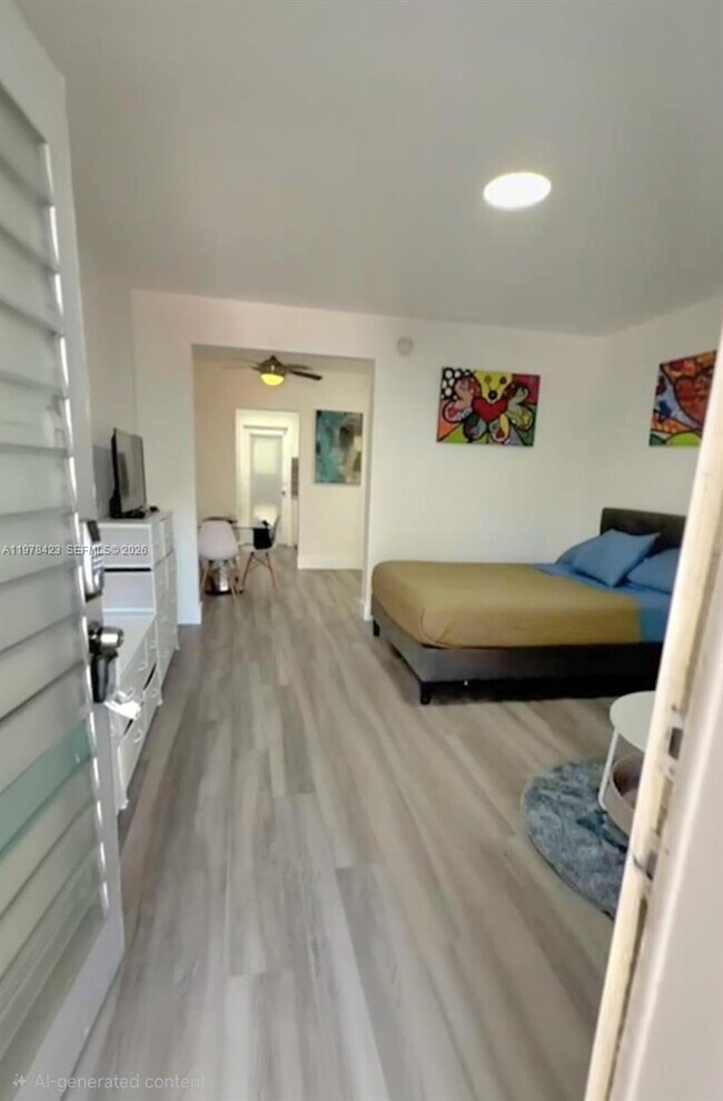 Building Photo - 761 Euclid Ave